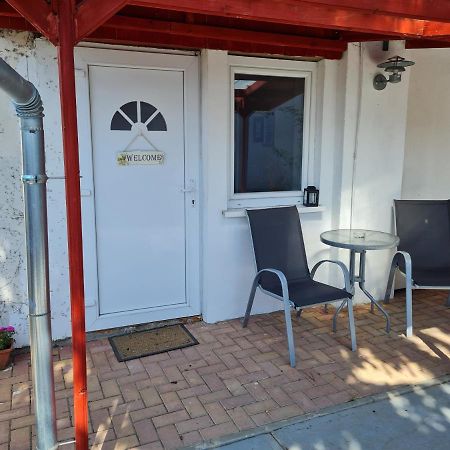 Anna Bella Apartman Гюла Екстериор снимка