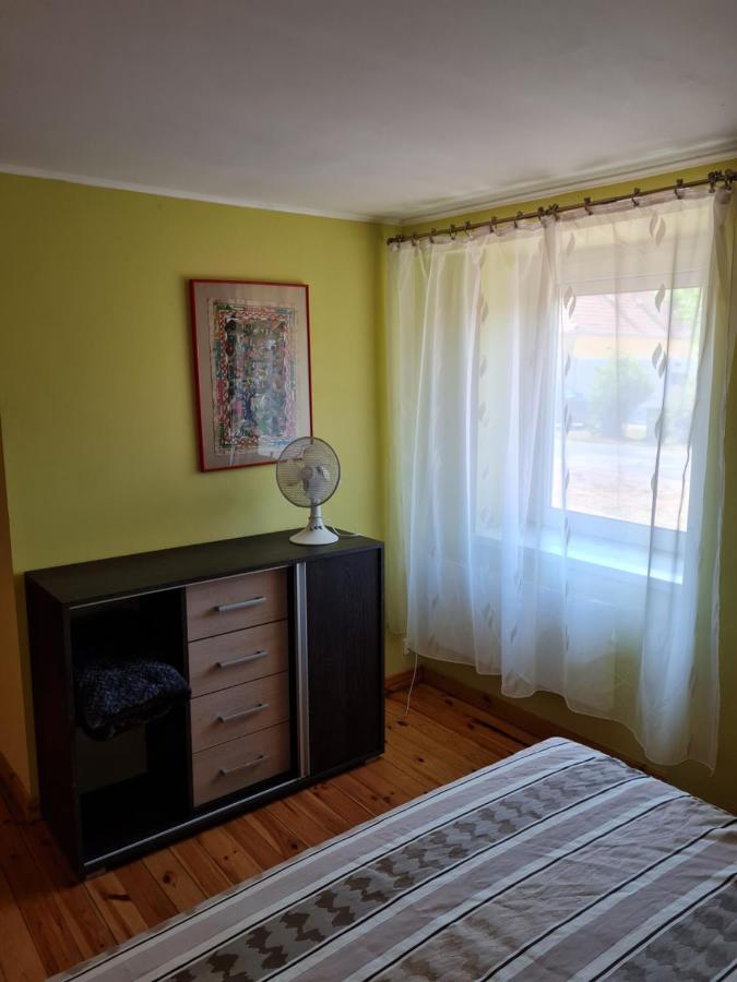 Anna Bella Apartman Гюла Екстериор снимка