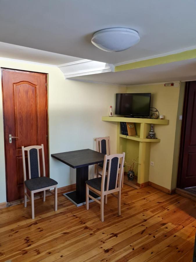 Anna Bella Apartman Гюла Екстериор снимка