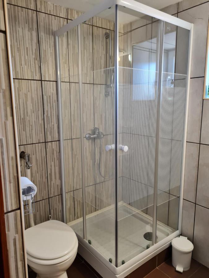 Anna Bella Apartman Гюла Екстериор снимка