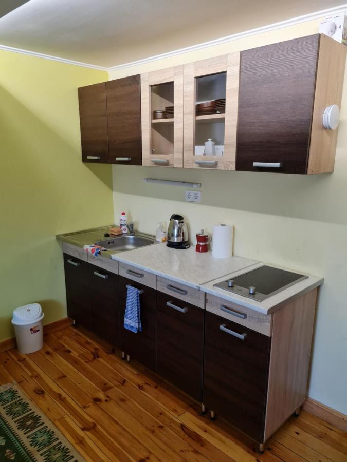 Anna Bella Apartman Гюла Екстериор снимка